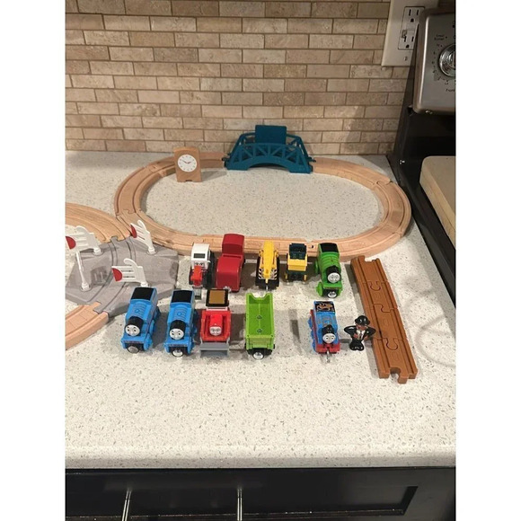 thomas and friends track with trains BB - Picture 4 of 5